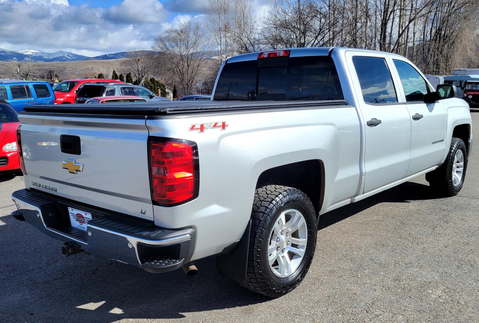 2014 Silver /Gray Chevrolet Silverado 1500 LT (3GCUKRECXEG) with an 5.3L V8 engine, 6 Speed Auto transmission, located at 450 N Russell, Missoula, MT, 59801, (406) 543-6600, 46.874496, -114.017433 - Nice 4WD. 5.3L V8. 6 Speed Automatic Transmission. Bose Sound System. Navigation. Bluetooth. Backup Camera. Remote Start. Power Drivers Seat. Towing. Rear Parking Sensors. - Photo#8